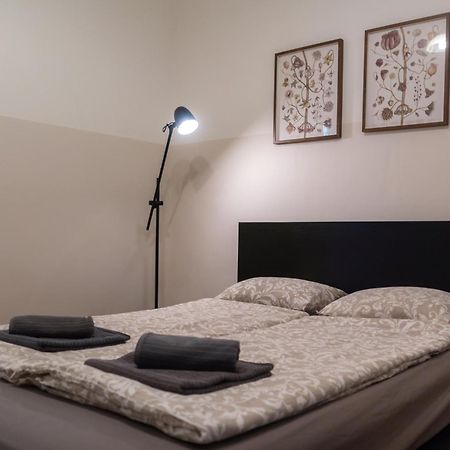 Cozy Apartment In Akacfa Street Budapeszt Zewnętrze zdjęcie